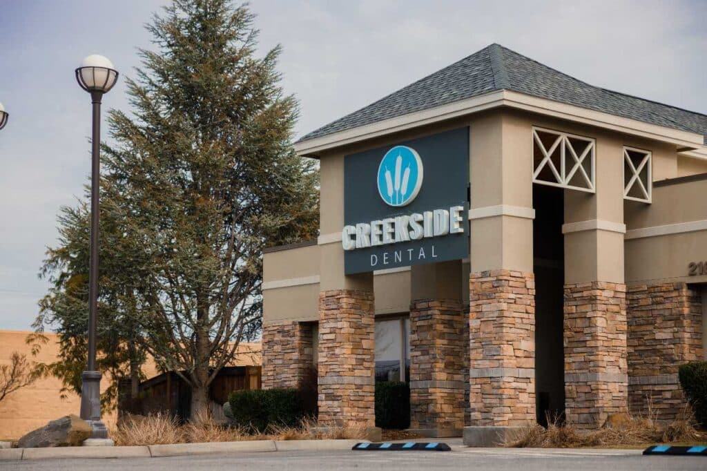 Creekside Dental clinic exterior view